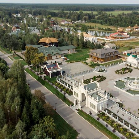 Brech Resort&Spa Gurinovka Staraya Eksteriør billede